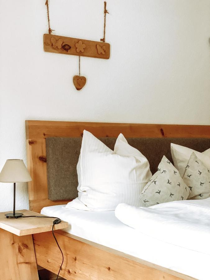 Alpenappartements Schwalbennestl มิทเทนวัลด์ ภายนอก รูปภาพ
