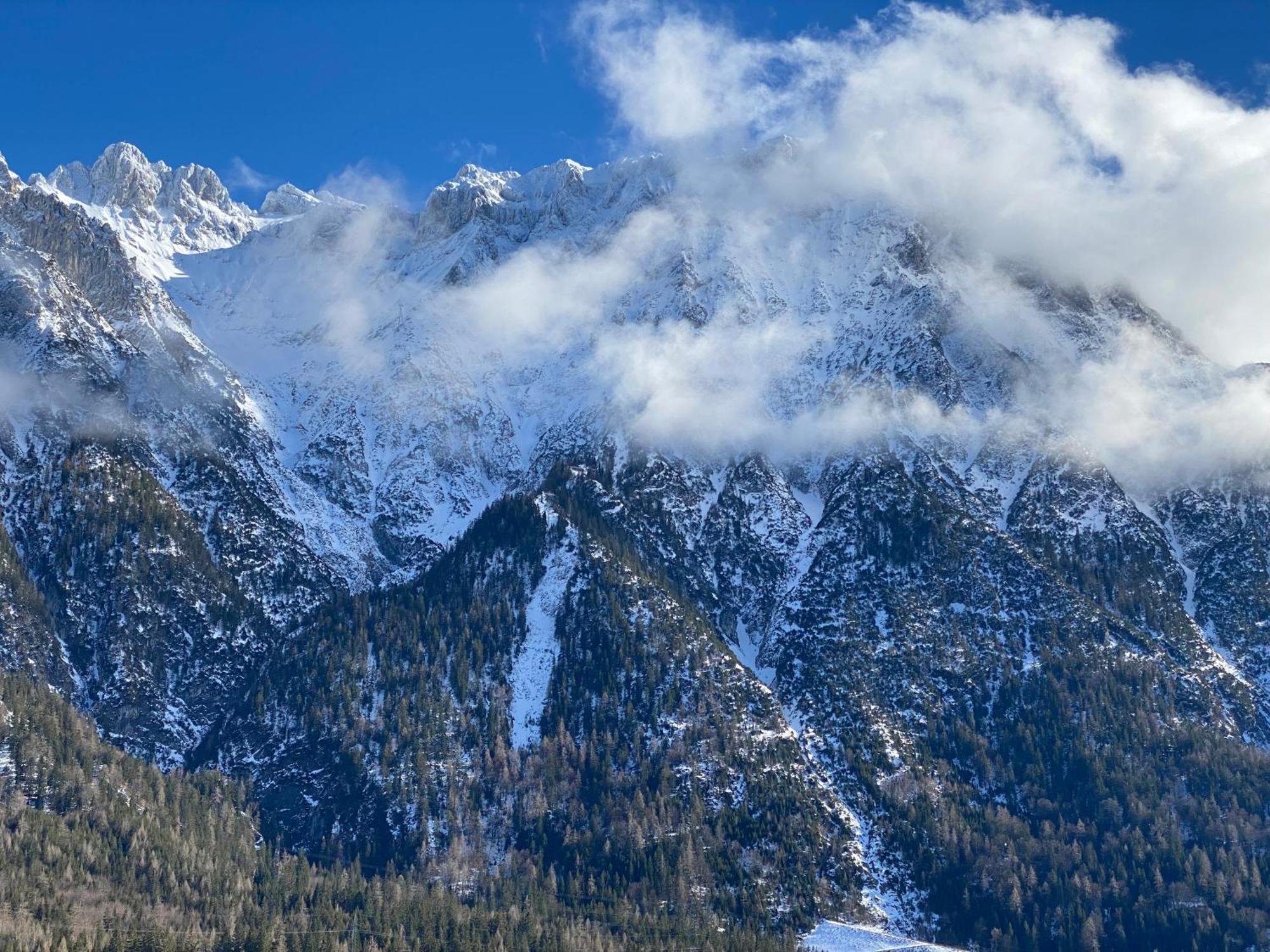 Alpenappartements Schwalbennestl มิทเทนวัลด์ ภายนอก รูปภาพ